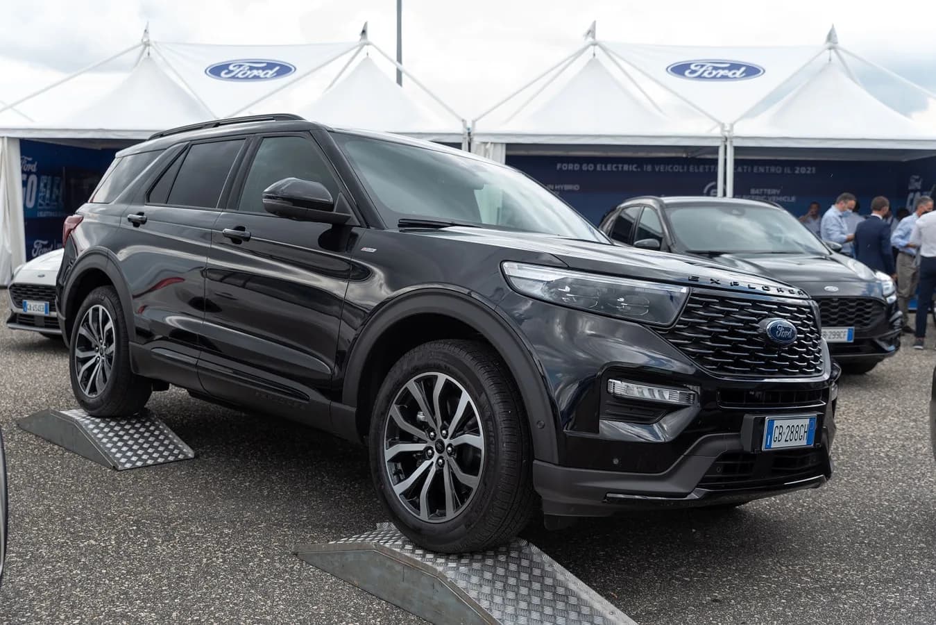 Ford Explorer service at RKC Automotive Englewood CO